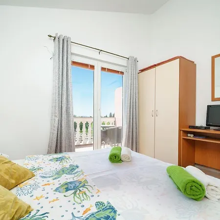 公寓 Markunovic 沃迪切